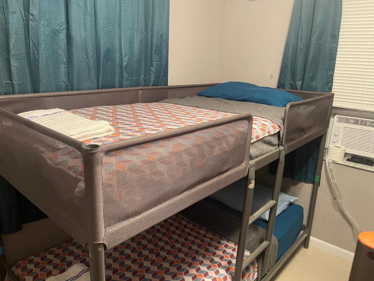 Miami Vibes "Hostel-Like" Shared Room North Miami Kültér fotó